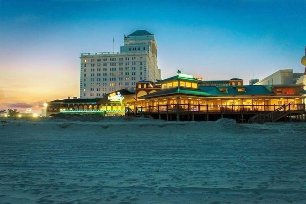 Resorts Casino Hotel Atlantic City Bagian luar foto